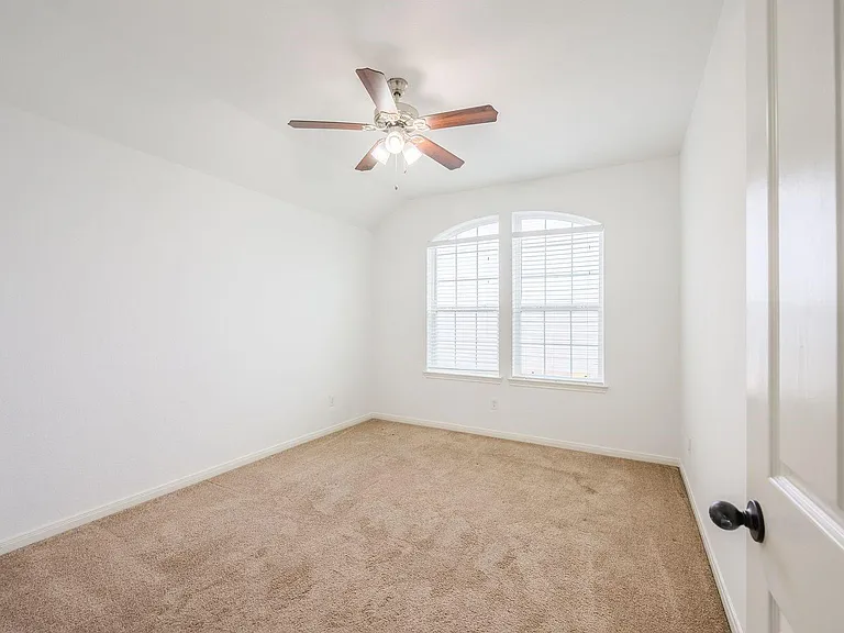 4017 Firenze Dr — Photo 15