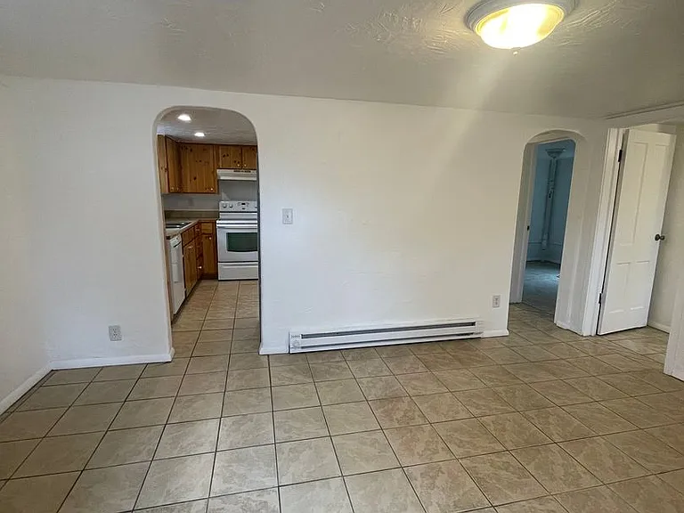 1127 W Mulberry St — Photo 17