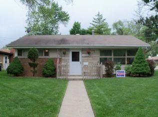 17302 Roy St, Lansing, IL 60438