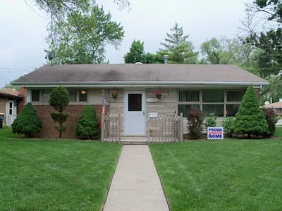 17302 Roy St photo 1
