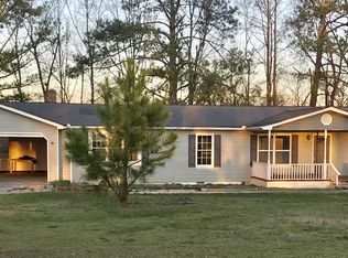 635 Hillcrest Rd, Bowdon, GA 30108