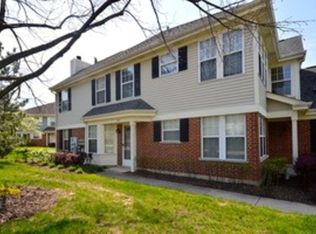 1249 S Wellington Ct #1249, Buffalo Grove, IL 60089