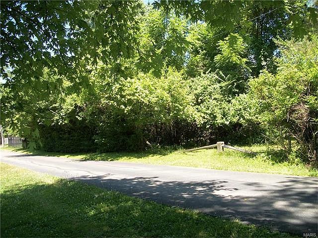 1st image of 10125 Mooney Ln