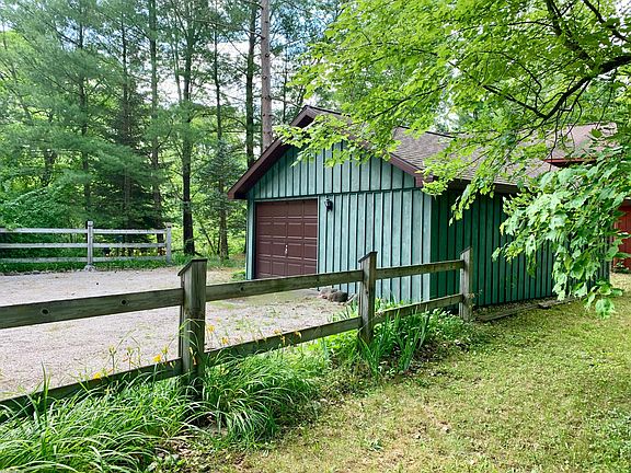 5th image of 9067 E Berger Ln