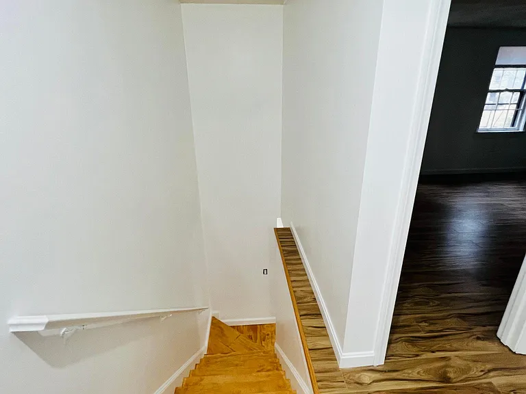 189 Parker St #4 — Photo 7