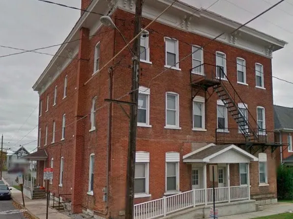 162 Main St, Woodbury, PA 16695
