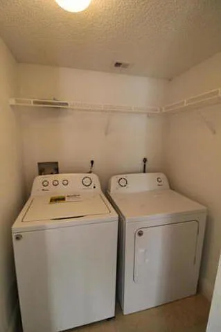 1524 Lake Crystal Dr #B — Photo 19