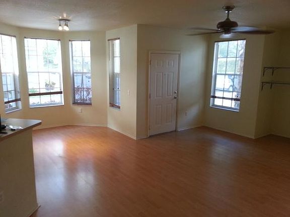 2nd image of 1707 Belmont Pl