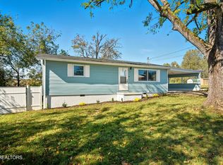 314 Spencer Dr, Harriman, TN 37748