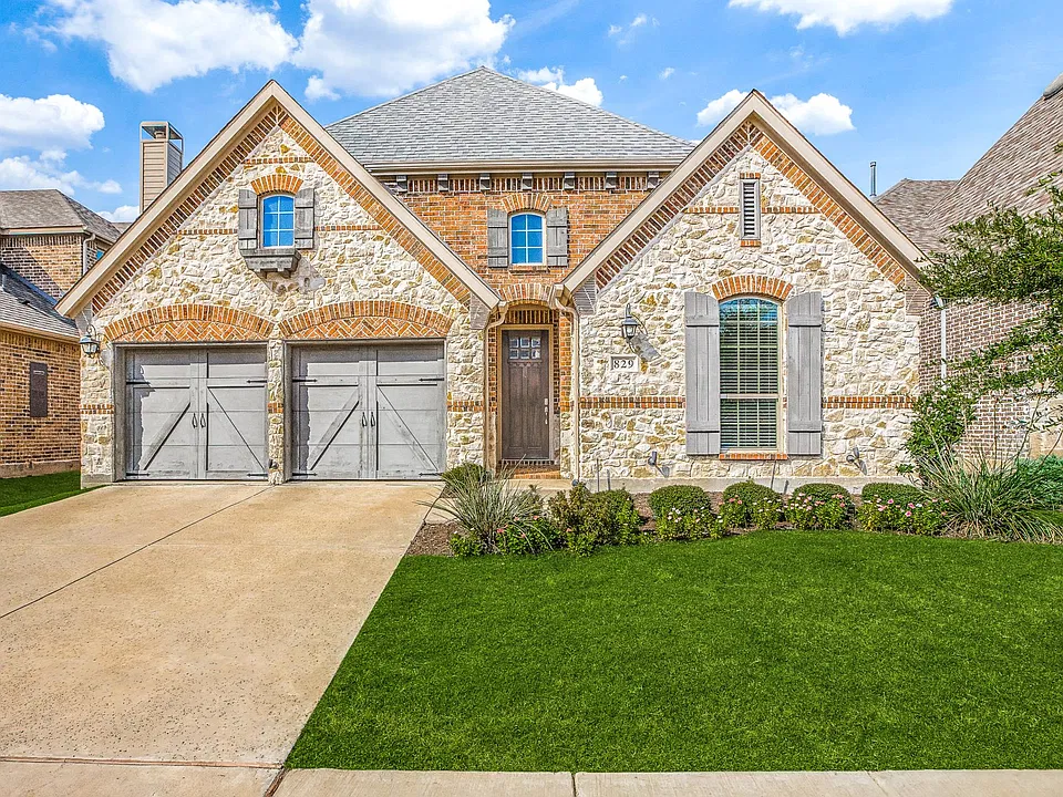 829 Underwood Ln
