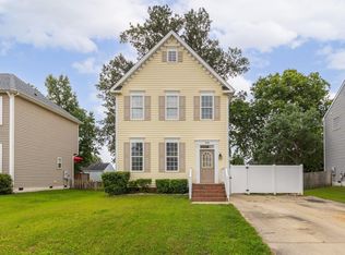 324 McCarthy Dr, Clayton, NC 27527