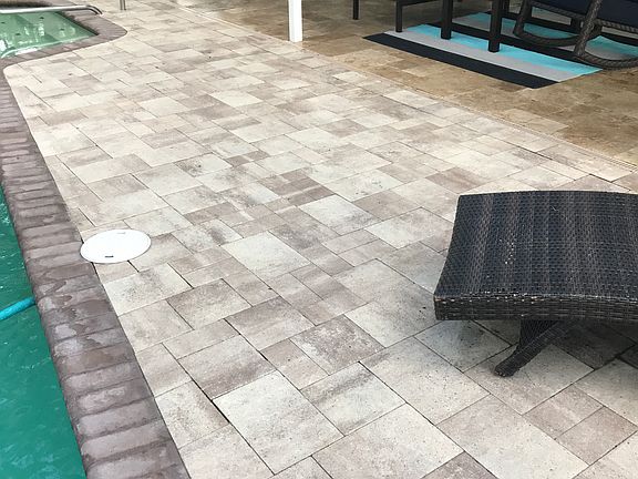 4th image of 807 W 118th Ave