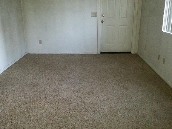 5th image of 1320 Darcy Ln #A