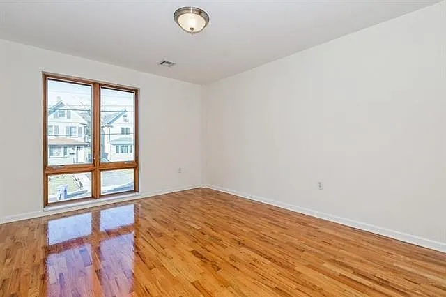 17 Meadow Rd #307 — Photo 11