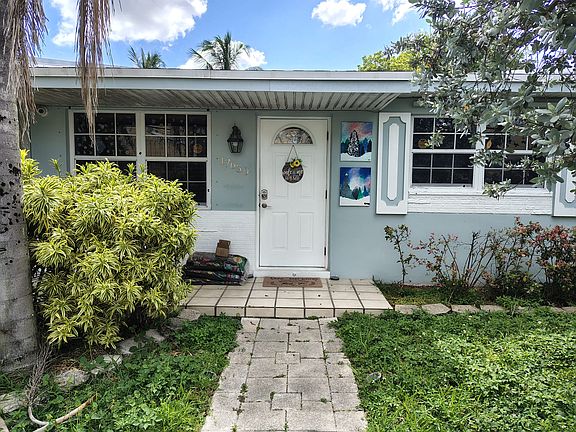 3rd image of 17650 NW 77th Ct