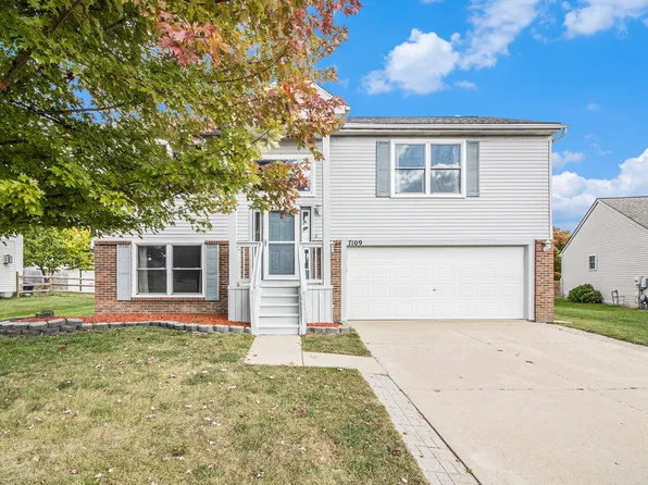 7109 Royal Troon Dr, Ypsilanti, MI 48197