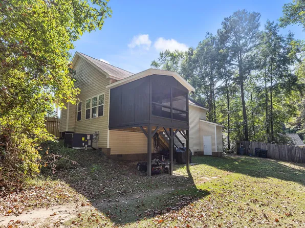 20 Richmond Pl, Youngsville, NC 27596