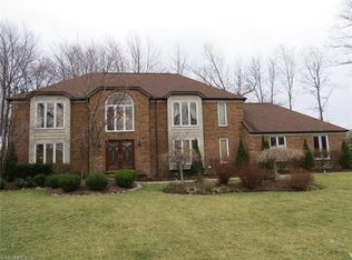 27941 Hilliard Blvd, Westlake, OH 44145