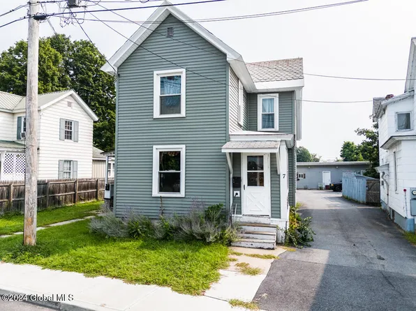 7 Mission Street, Glens Falls, NY 12801