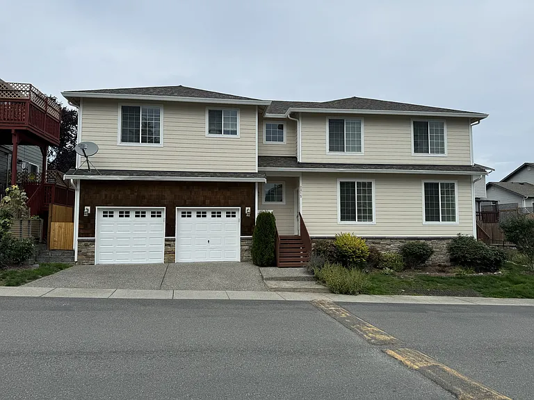 2815 144th Pl SW — Photo 1