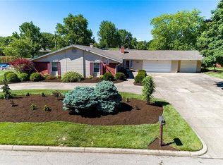 1117 Big Hill Rd, Dayton, OH 45429