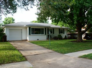 517 E Edgewood St, Springfield, MO 65807