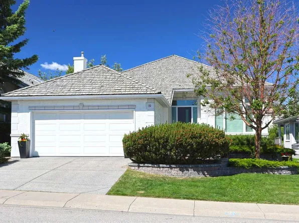 15 E Hampstead Rise NW, Calgary, AB T3A 6B4