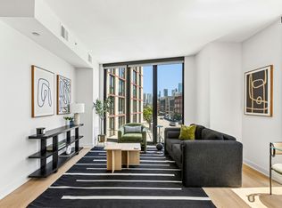 1100-15 W Grand Ave #414, Chicago, IL 60642