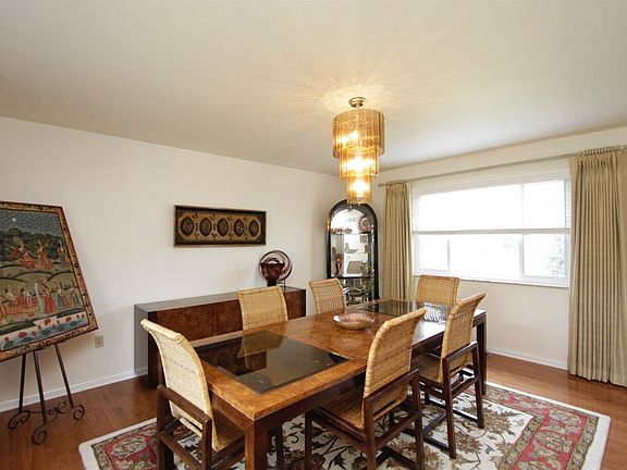 4th image of 3222 Turgot Cir