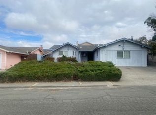 212 Cardinal Ln, Vallejo, CA 94589