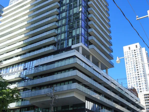 161 Roehampton Ave #233, Toronto, ON M4P 0C8