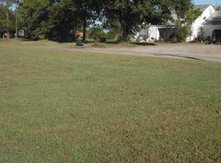 Georgia Ave, Chickasha, OK 73018