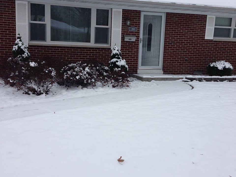 1st image of 200 Biscayne Dr