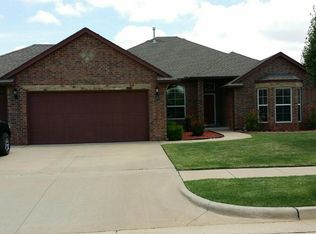 7220 Chelsey Ln, Oklahoma City, OK 73132