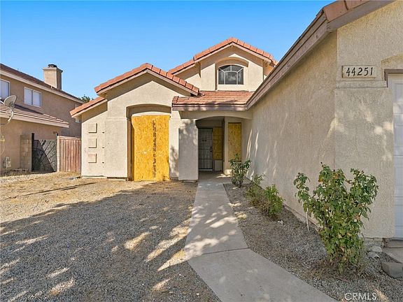 4th image of 44251 Tahoe Way