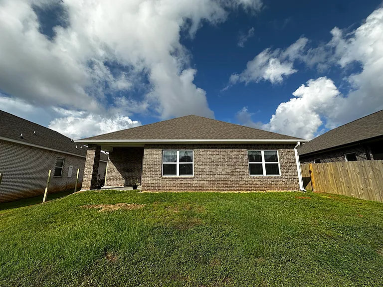 31468 Memphis Loop — Photo 24