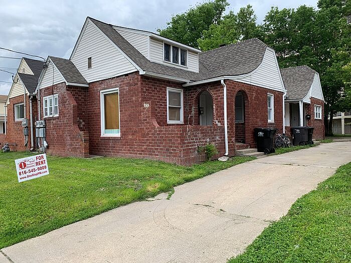 1st image of 403 1/2 W Walnut St #514