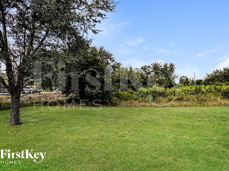 3002 45th St SW — Photo 14