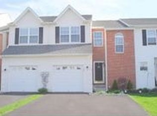 130 Hampshire Dr, Sellersville, PA 18960