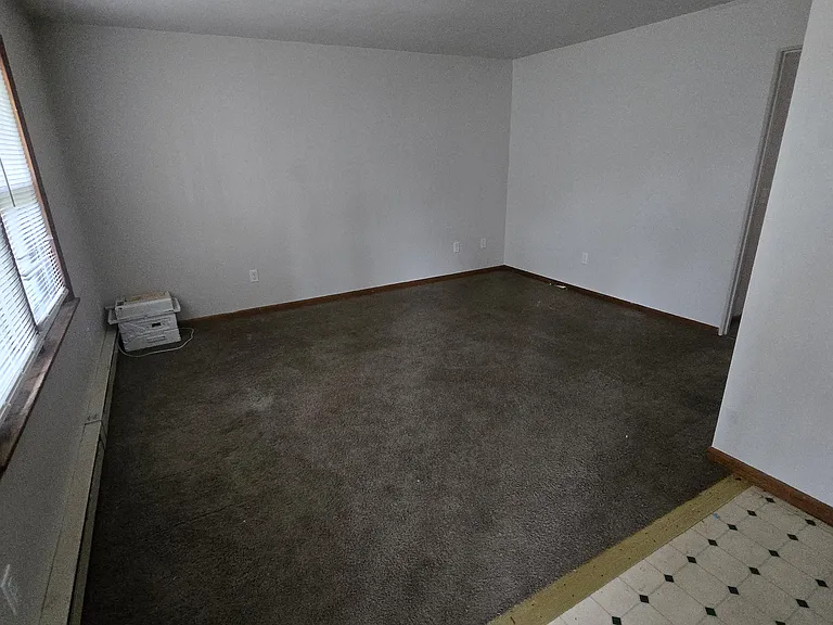 607 NE 3rd Ave — Photo 2