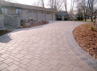 6405 Nordic Cir, Edina, MN 55439