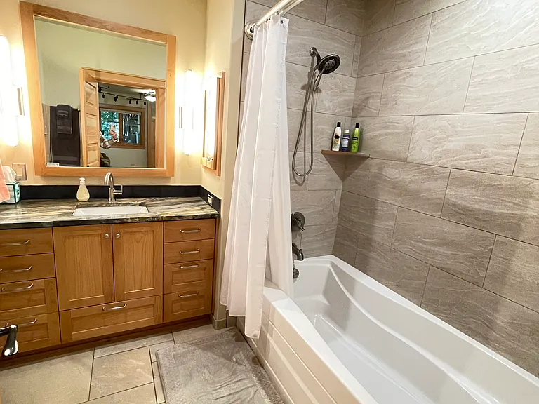 114 Granite St #2 — Photo 39