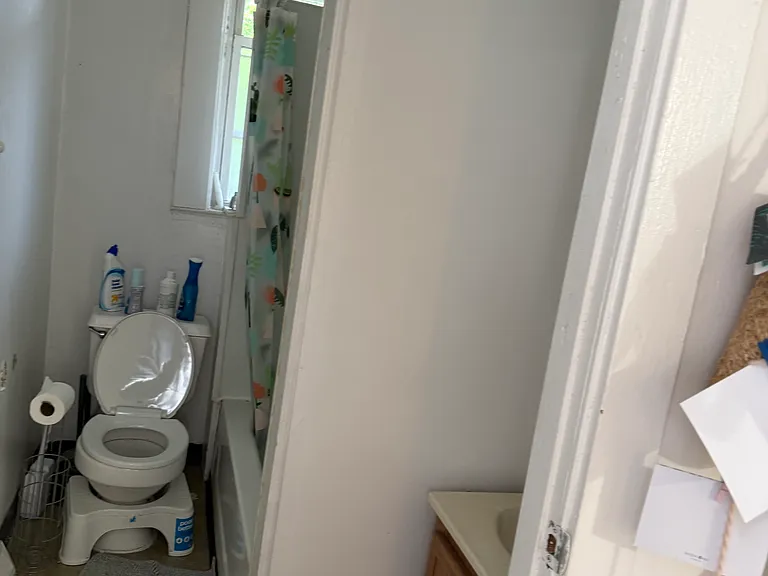 906 Greenfield Ave #1 — Photo 5