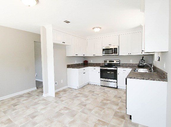 3rd image of 109 Hollingsworth Dr