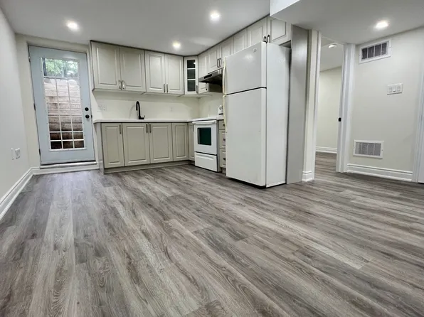 28 Skelton Blvd, Brampton, ON L6V 2P6