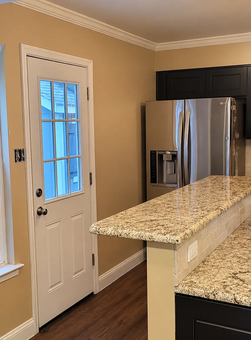 3 bed, 1388 sqft, $3,000 — Photo 3