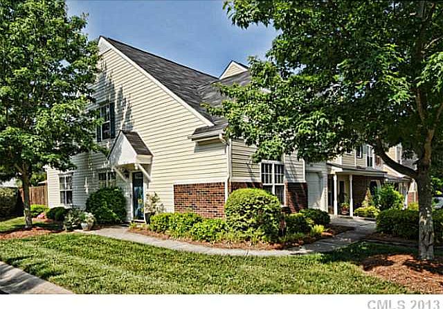 1st image of 8905 Bryant Field Cres