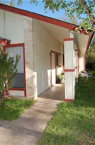 1st image of 1008 Bird Creek Dr #A