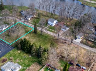 Chester St, Eaton Rapids, MI 48827