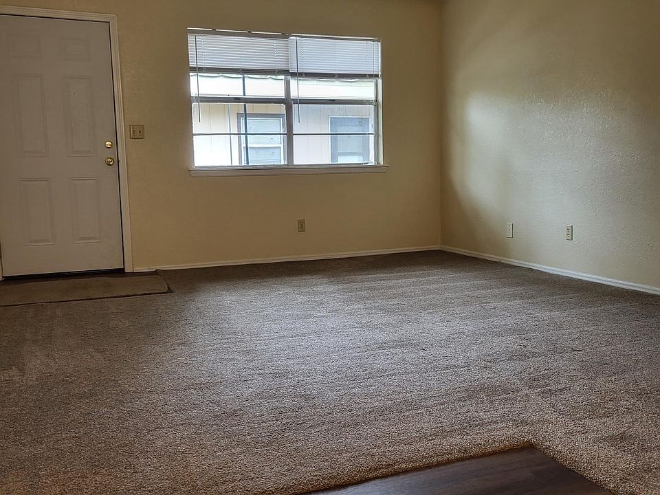 2nd image of 1900 E Okmulgee Ave #26